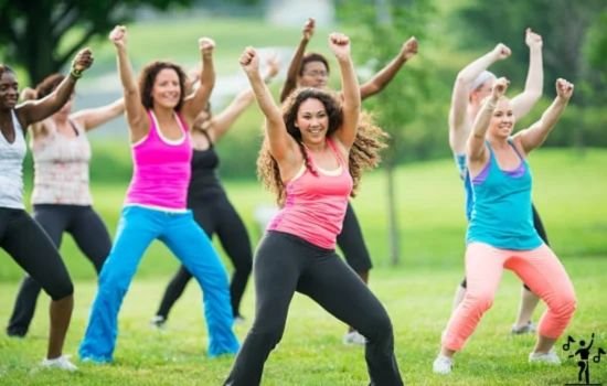 Zumba de Forma Simple y Gratis: Mejora tu Salud Bailando