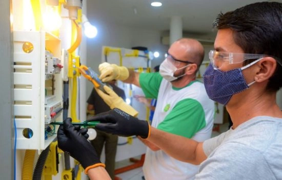 Curso gratuito de electricista con certificado