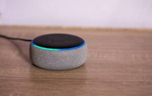 Convierte tu móvil en Alexa